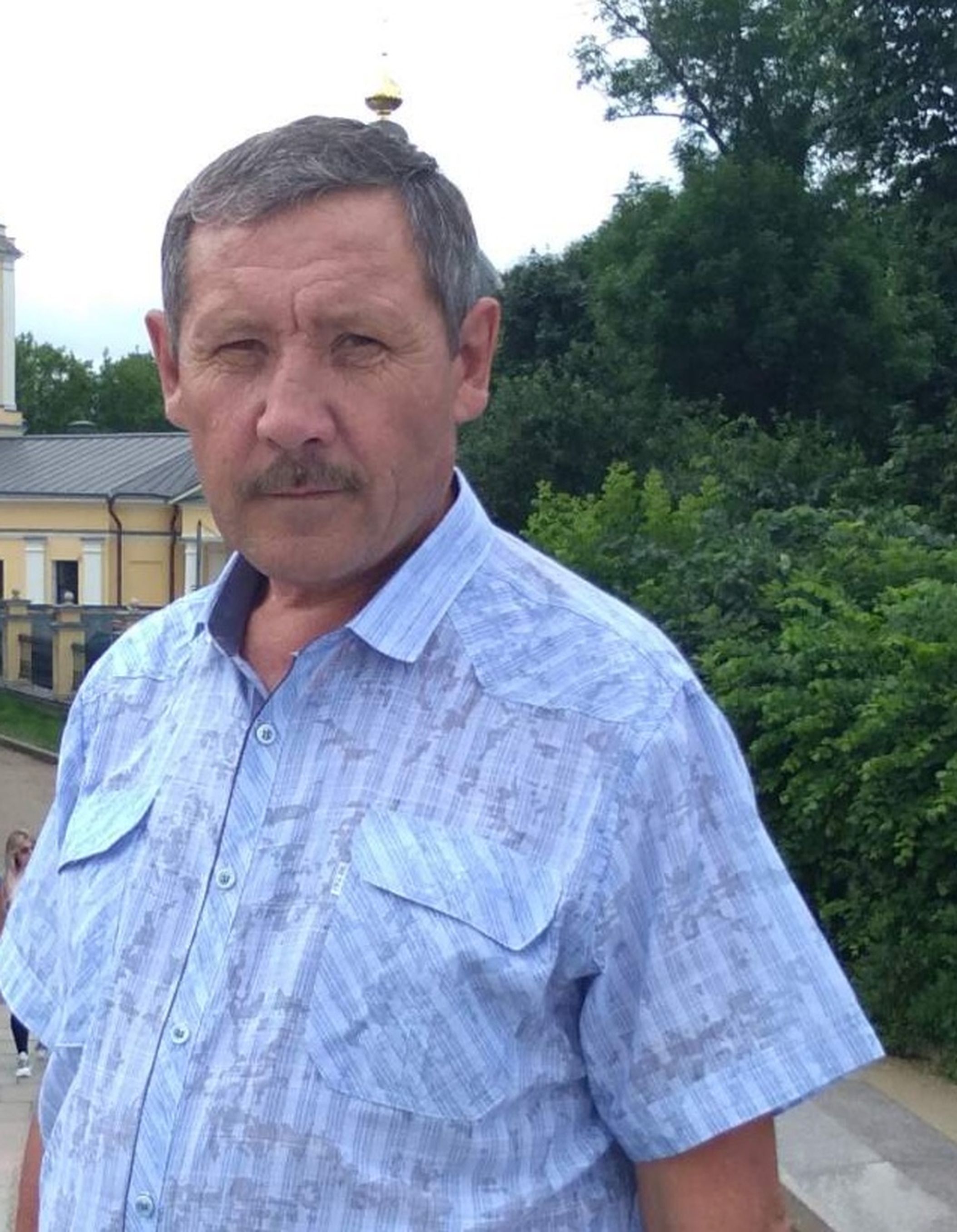Попов Геннадий Иннокентьевич.